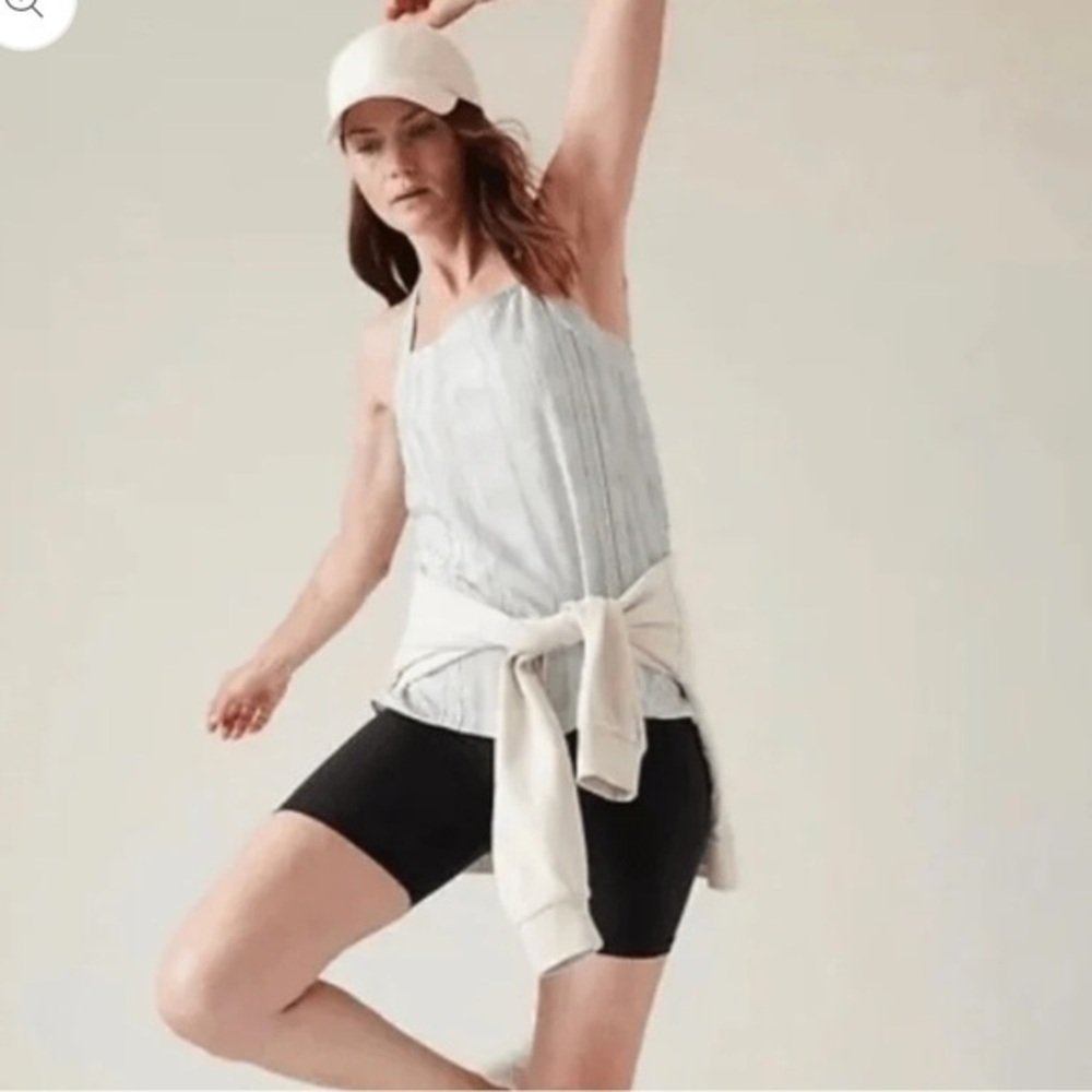 Athleta Arrival Tank in Amara Stripe Medium Criss Cross NWOT